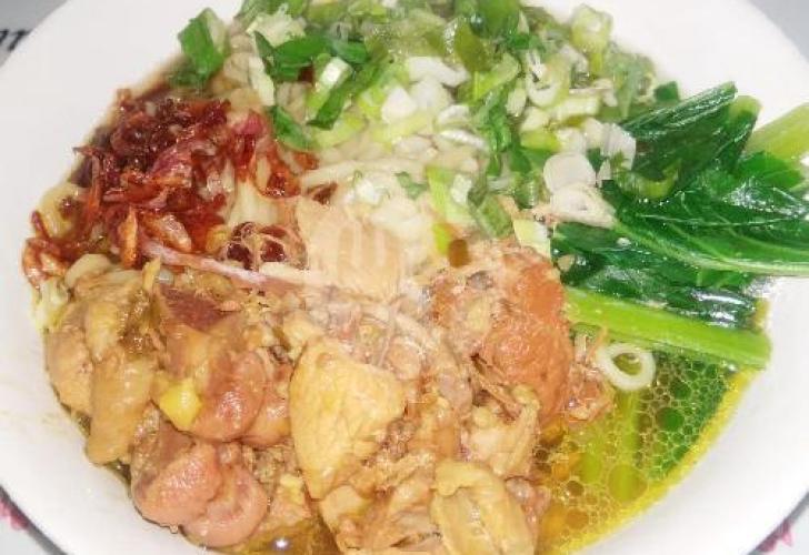 Mi Ayam Bang Sadi: Kenikmatan yang Menggigit di Doplang
