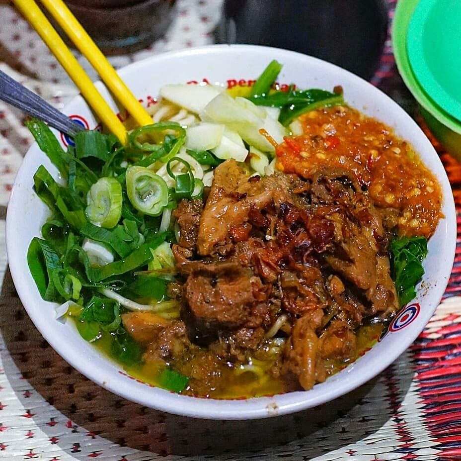 Mi Ayam Bang Sadi: A Flavor That Bites in Doplang